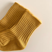 Load image into Gallery viewer, Winter Socks
